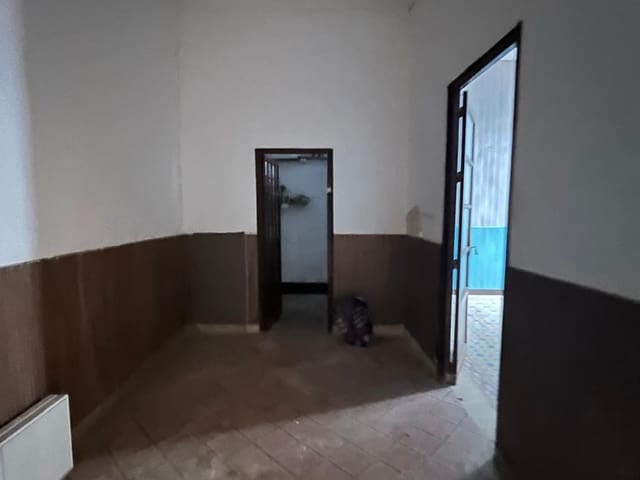 Image No.4-3 Bed Townhouse for sale