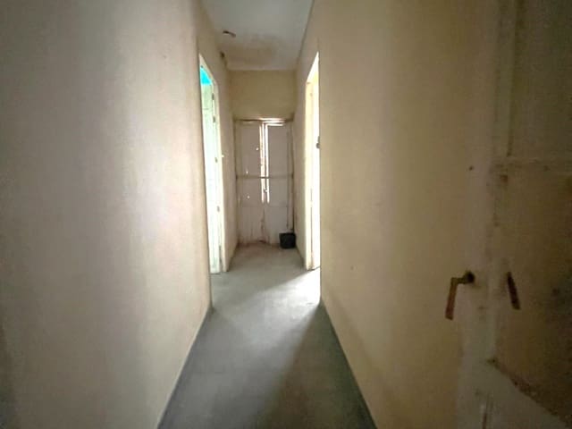 Image No.6-3 Bed Townhouse for sale