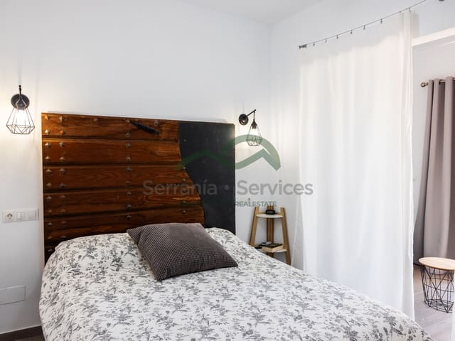 Image No.26-2 Bed Country House for sale