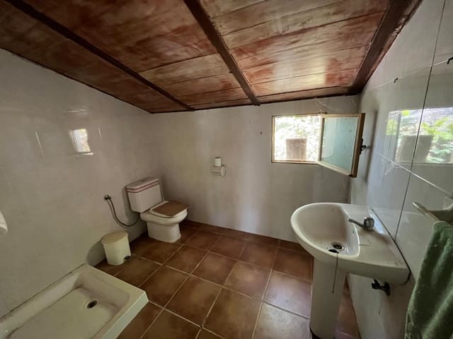 Image No.14-4 Bed Country House for sale