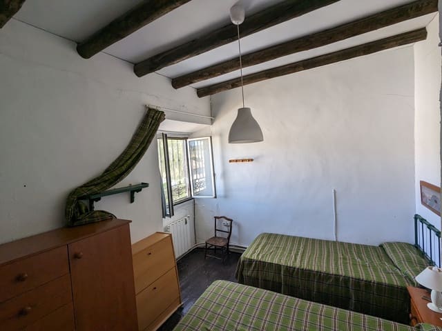 Image No.38-8 Bed Country House for sale