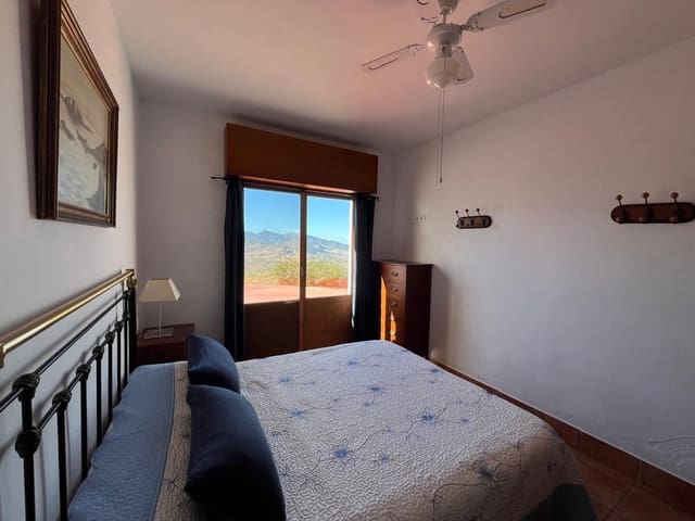 Image No.8-4 Bed Country House for sale