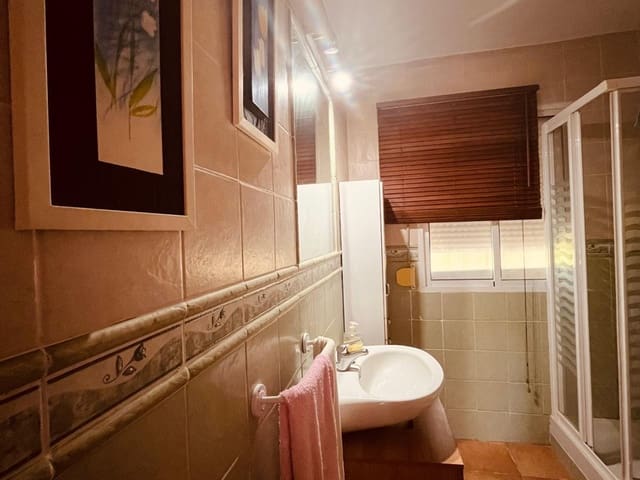 Image No.9-3 Bed Country House for sale