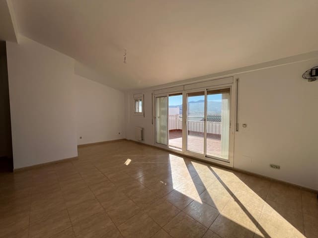 Image No.7-5 Bed Townhouse for sale