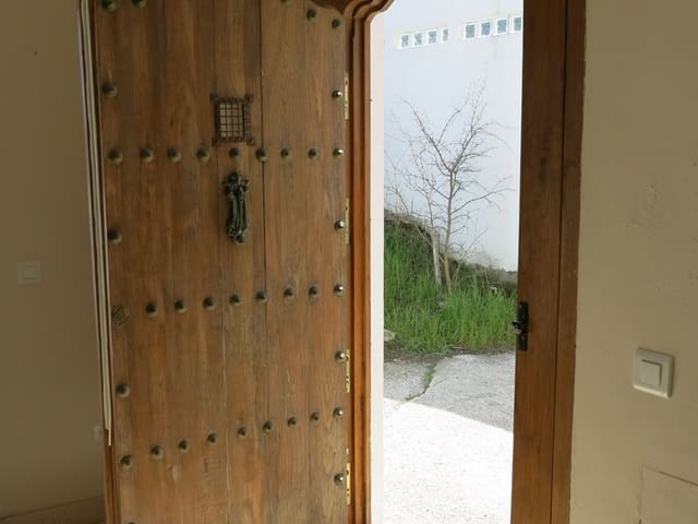 Image No.7-2 Bed Townhouse for sale