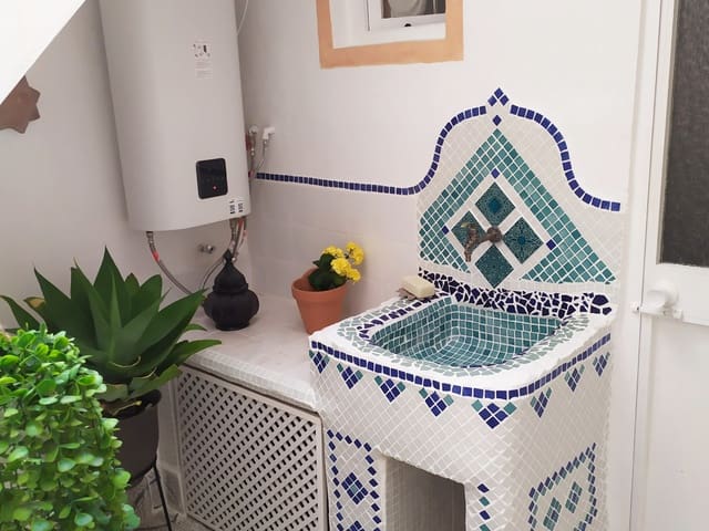 Image No.18-3 Bed Townhouse for sale