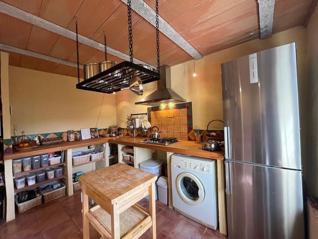 Image No.6-1 Bed Country House for sale