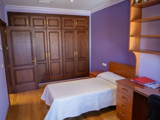 Image No.14-Villa for sale