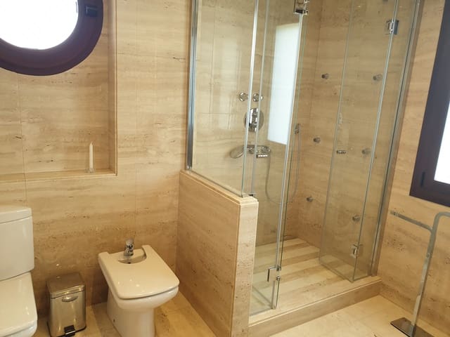 Image No.18-Villa for sale