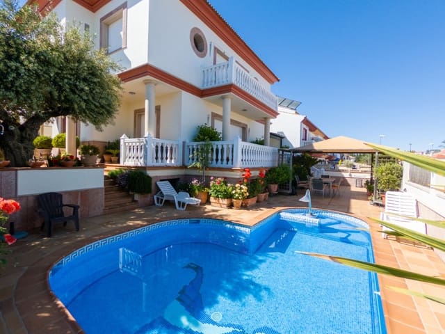 Image No.2-Villa for sale