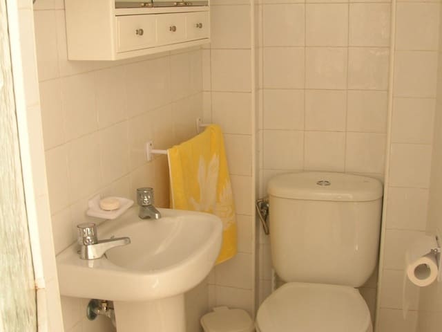 Image No.13-3 Bed Townhouse for sale