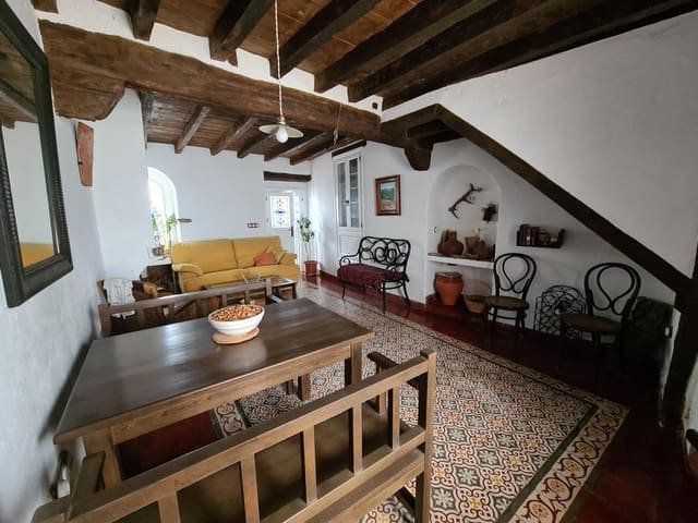 Image No.5-3 Bed Townhouse for sale
