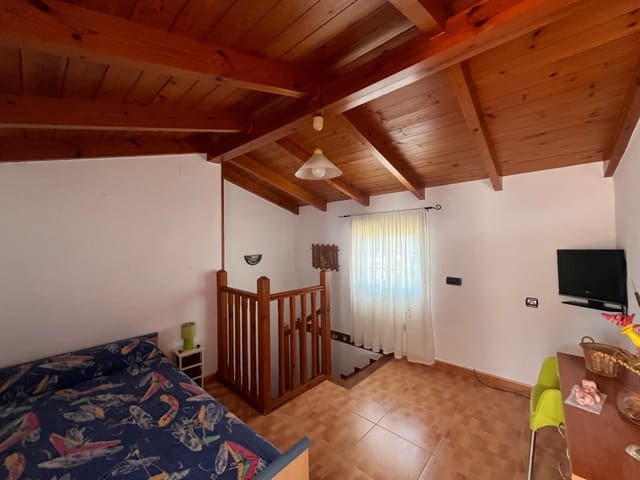 Image No.18-3 Bed Townhouse for sale