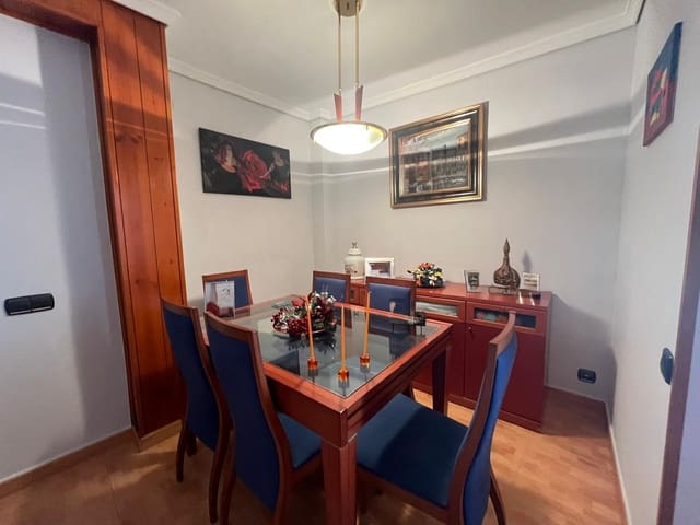 Image No.9-3 Bed Townhouse for sale
