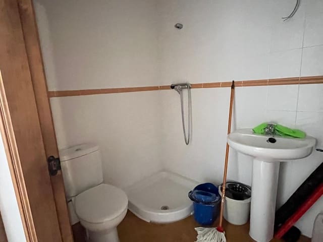 Image No.8-3 Bed Townhouse for sale