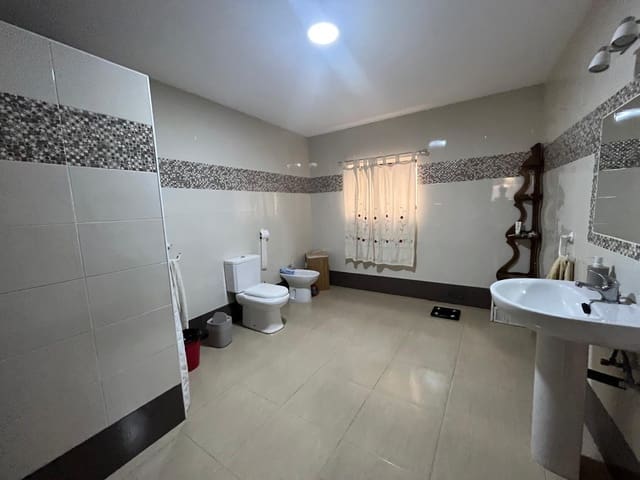 Image No.7-1 Bed Townhouse for sale