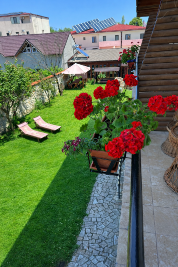 Image No.4-12 Bed Hotel for sale