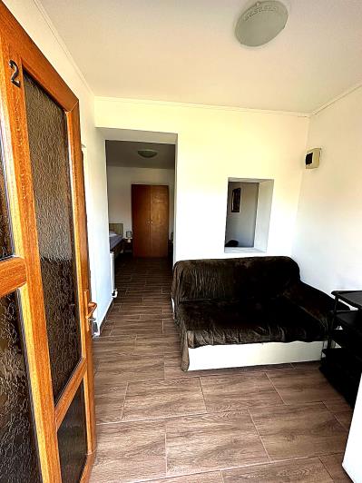 Image No.12-12 Bed Hotel for sale