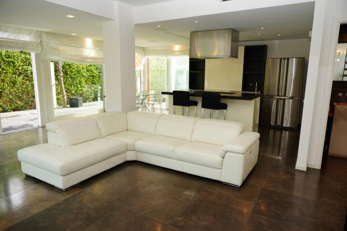 Image No.10-3 Bed Villa / Detached for sale