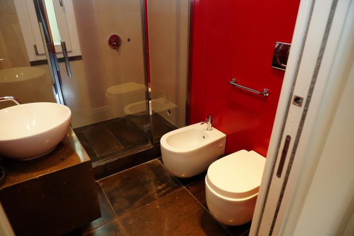 Image No.47-3 Bed Villa / Detached for sale