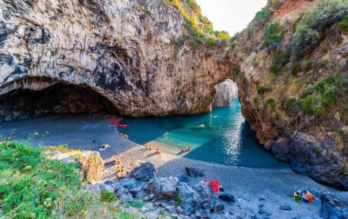 Image No.20-1 Bed Apartment for sale