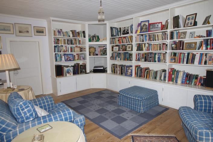 Image No.13-4 Bed Country Property for sale