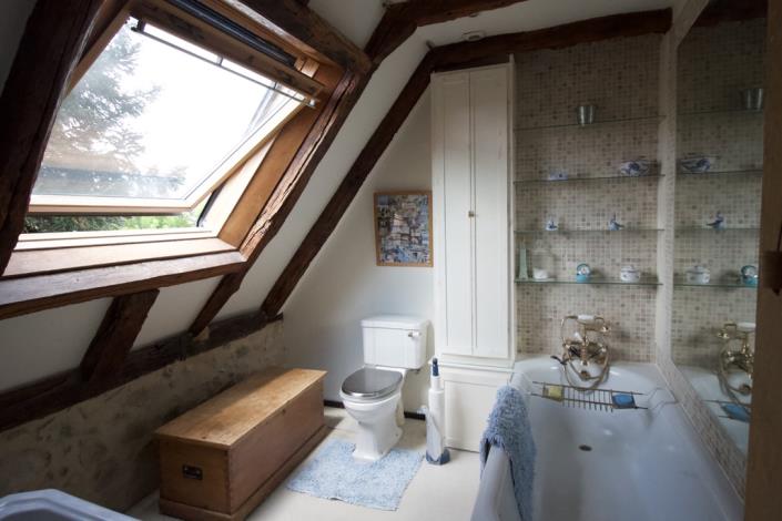 Image No.16-4 Bed Country Property for sale