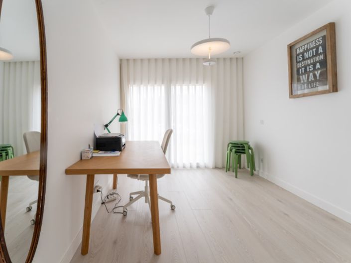 Image No.21-4 Bed House for sale