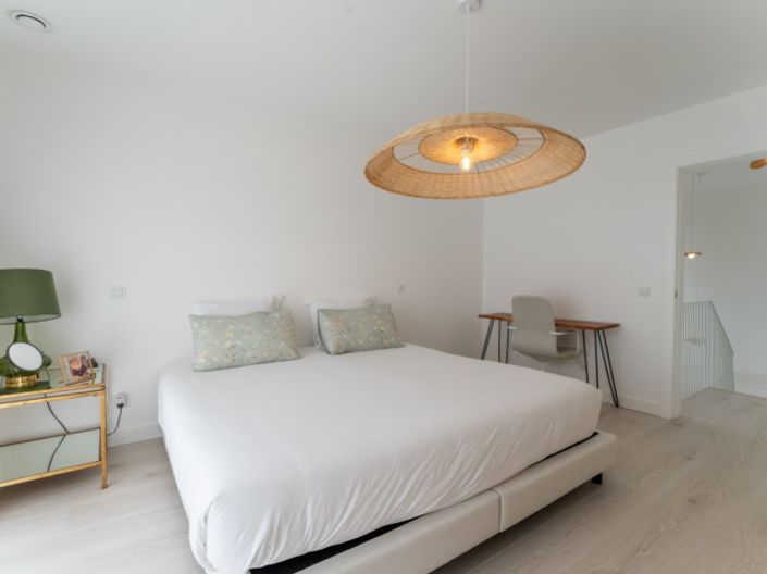 Image No.31-4 Bed House for sale