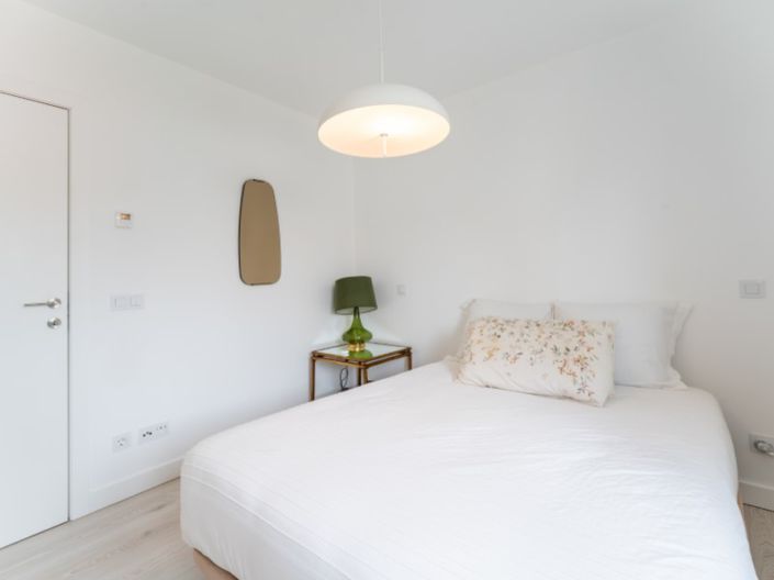 Image No.40-4 Bed House for sale