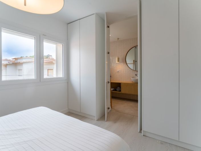 Image No.41-4 Bed House for sale