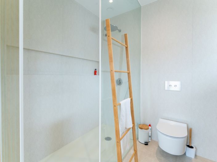 Image No.49-4 Bed House for sale