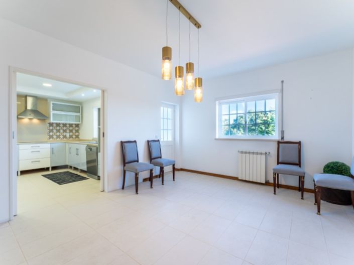 Image No.17-3 Bed House for sale