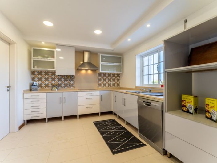 Image No.22-3 Bed House for sale