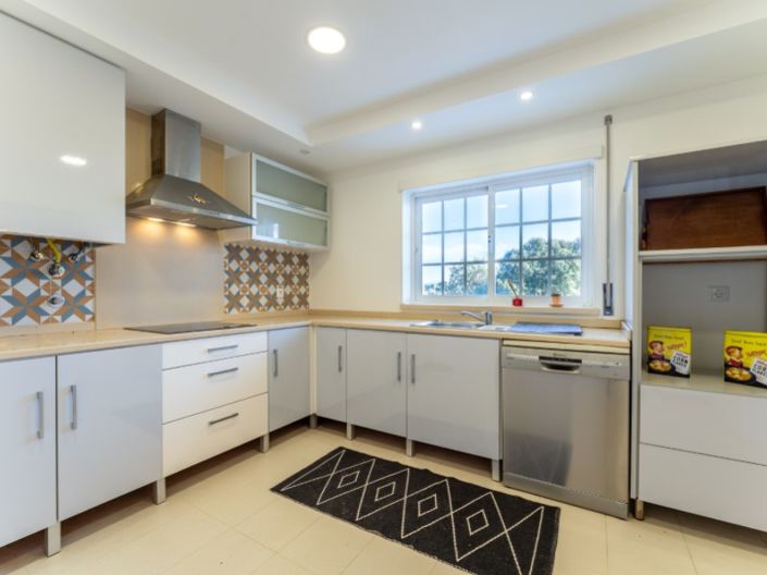 Image No.24-3 Bed House for sale