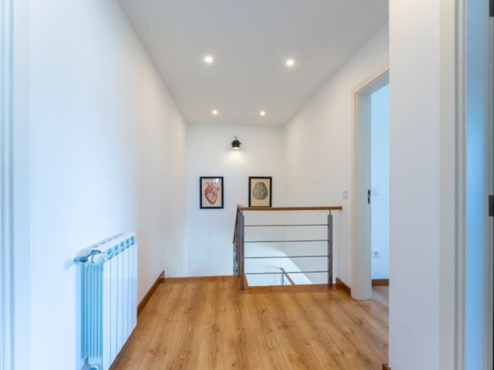 Image No.32-3 Bed House for sale