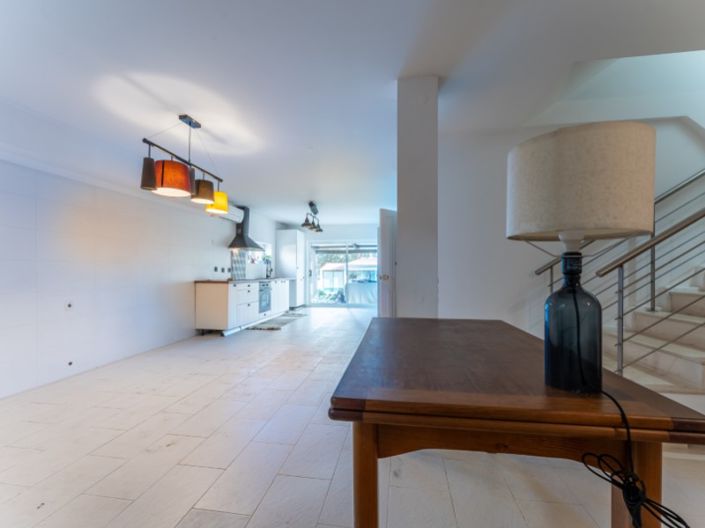 Image No.55-3 Bed House for sale