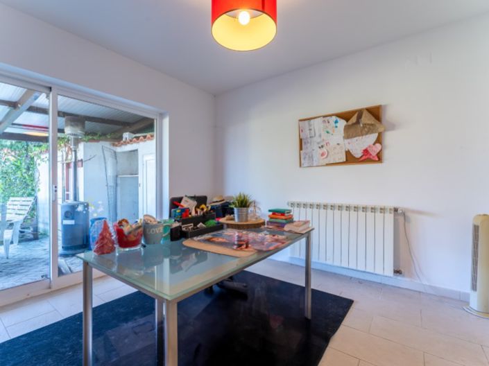 Image No.60-3 Bed House for sale