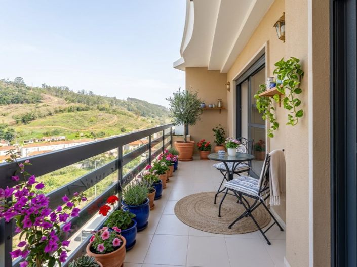 Image No.13-4 Bed Apartment for sale