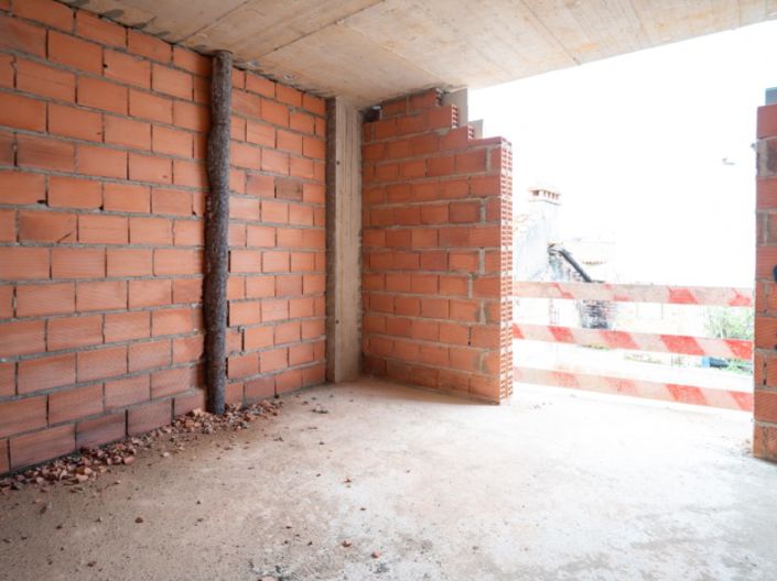 Image No.21-2 Bed Apartment for sale