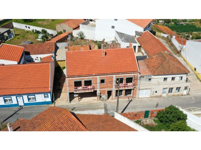 Image No.24-2 Bed Apartment for sale
