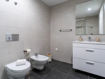 idbda2bb01-0000-0500-0000-0000184ecb63