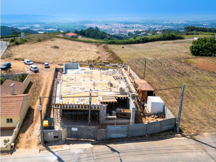 Image No.2-3 Bed House for sale