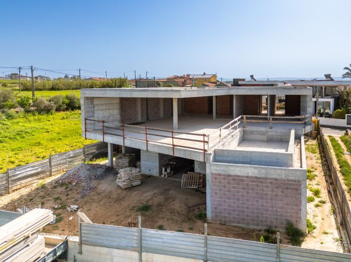 Image No.37-3 Bed House for sale