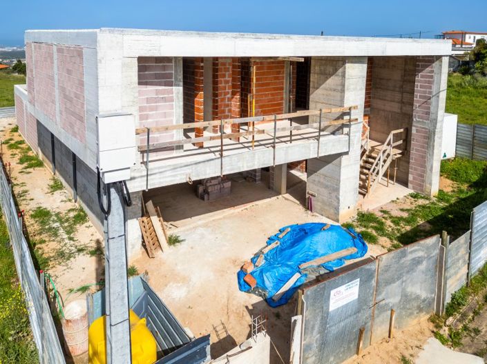 Image No.42-3 Bed House for sale