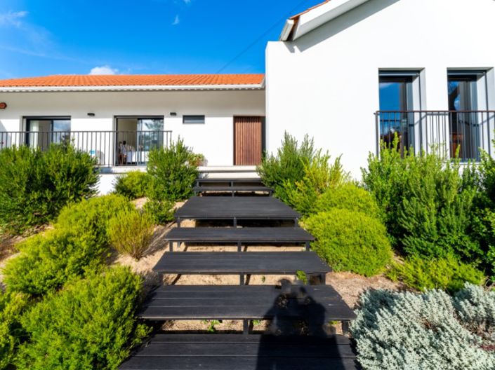 Image No.28-5 Bed House for sale