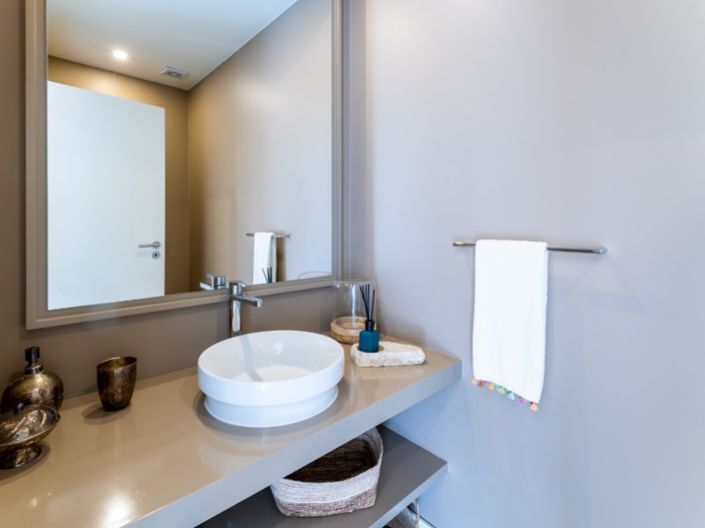 Image No.31-5 Bed House for sale