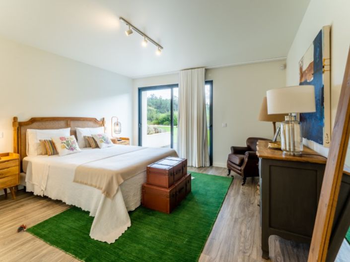 Image No.53-5 Bed House for sale