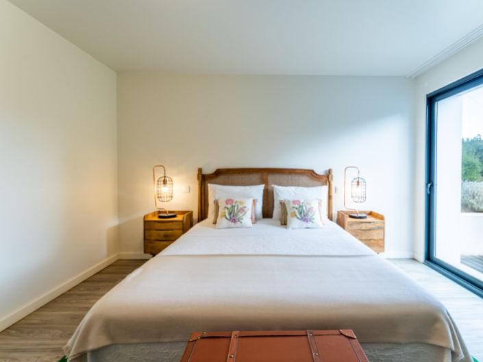 Image No.56-5 Bed House for sale