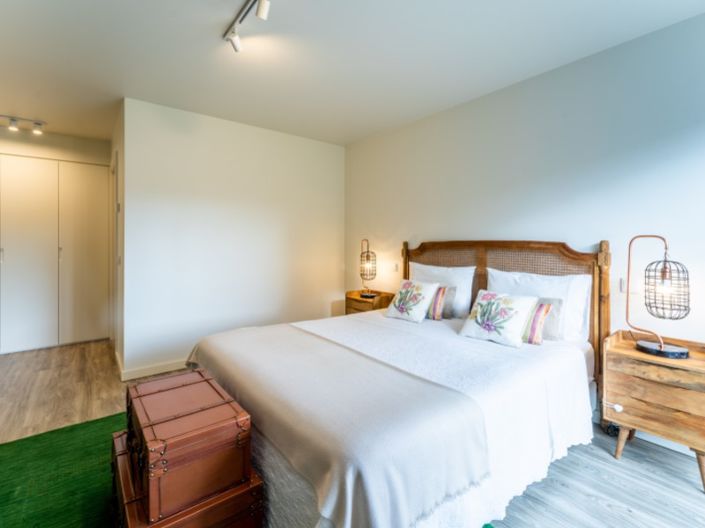 Image No.57-5 Bed House for sale